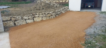 Création de parkings et chemins d'accès