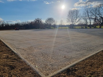 Réalisation d'un terrain de pétanque sur Saïx